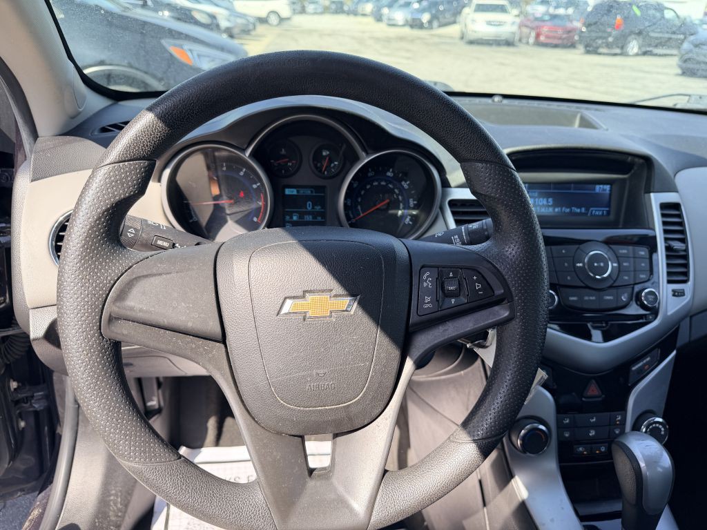 2014 Chevrolet Cruze Image 9