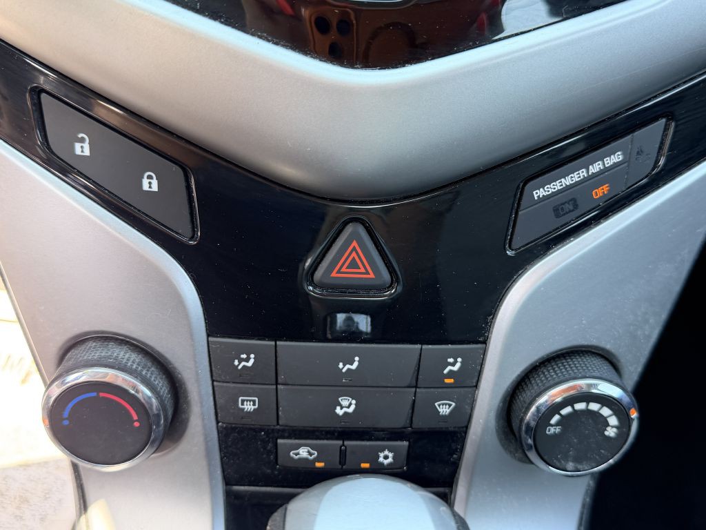 2014 Chevrolet Cruze Image 16