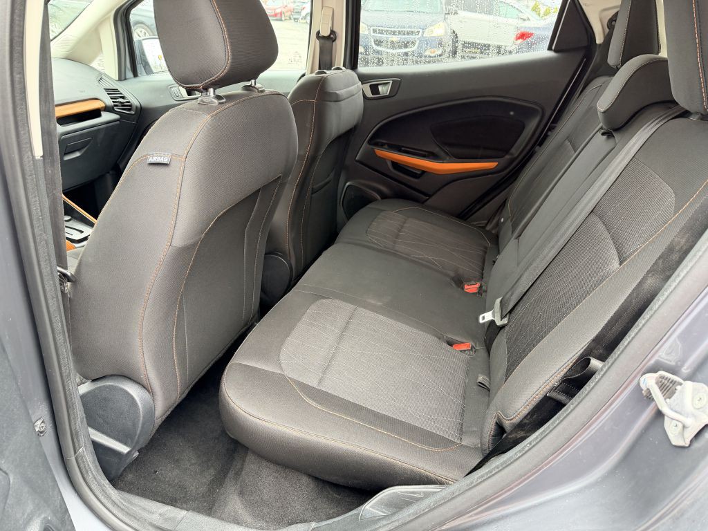 2021 Ford Econoline Image 5