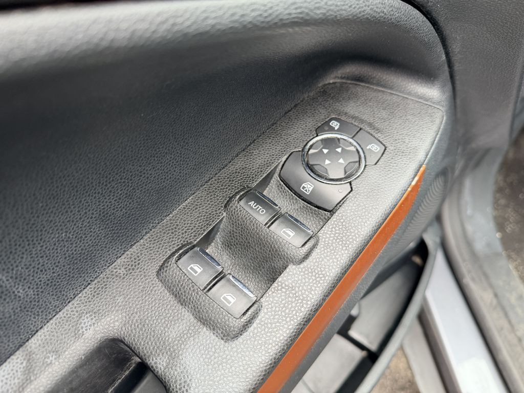 2021 Ford Econoline Image 8