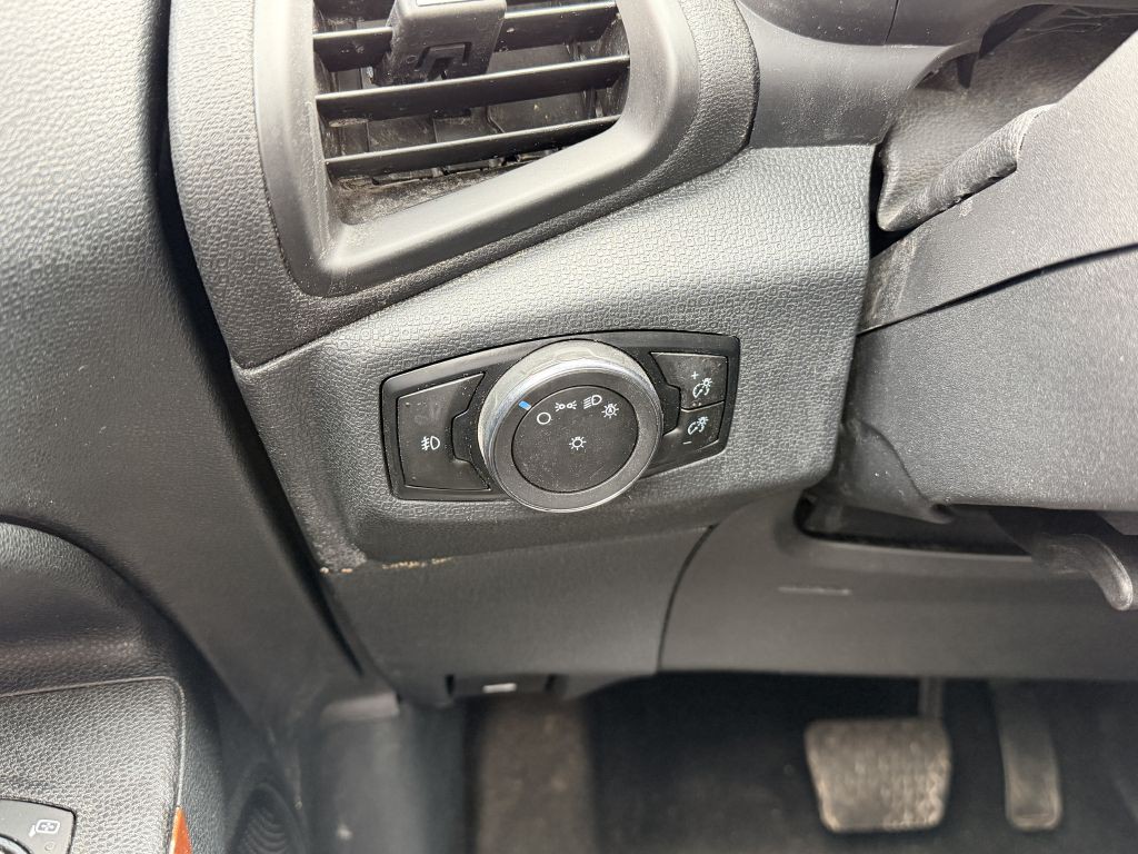 2021 Ford Econoline Image 16