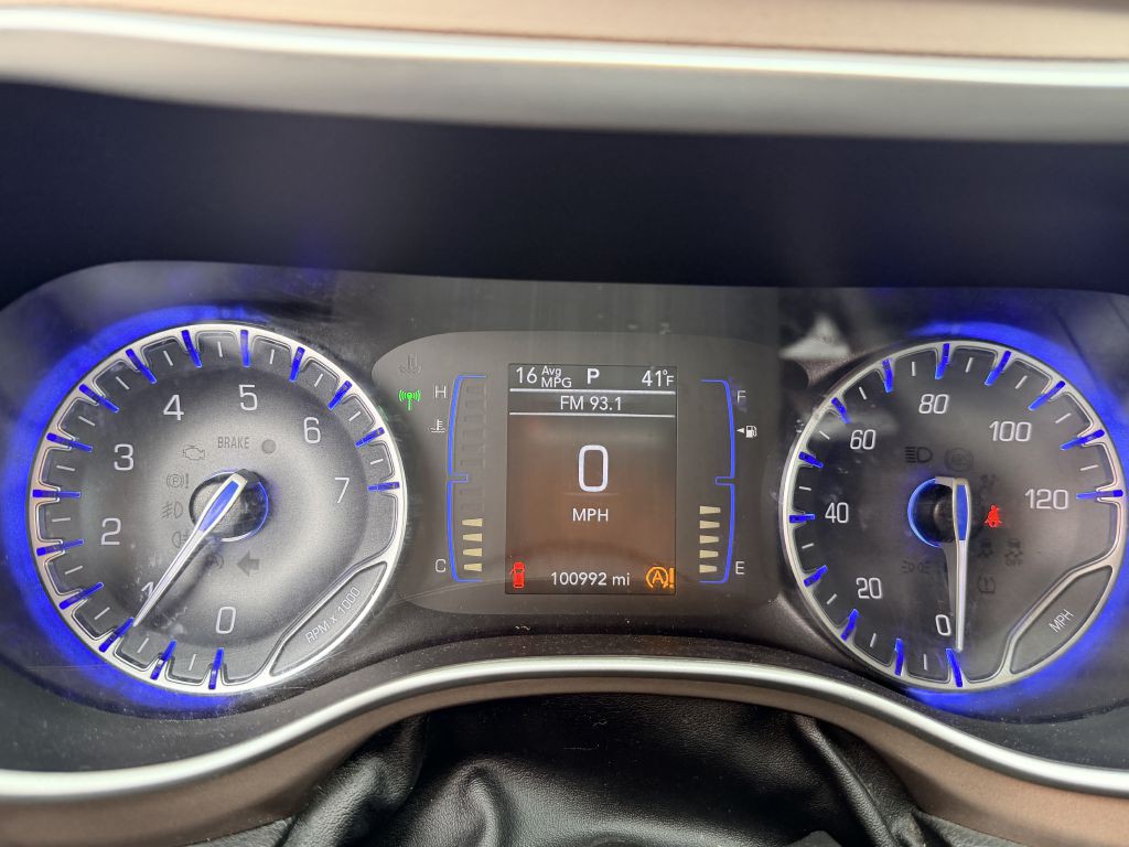 2018 Chrysler Pacifica Image 14