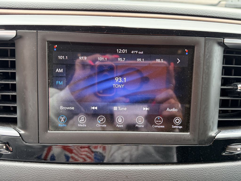 2018 Chrysler Pacifica Image 15