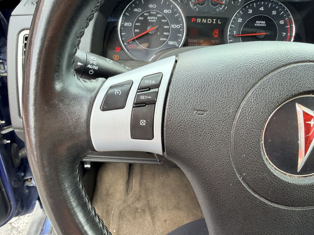 2008 Pontiac Torrent Image 14