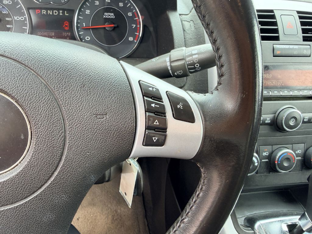 2008 Pontiac Torrent Image 15