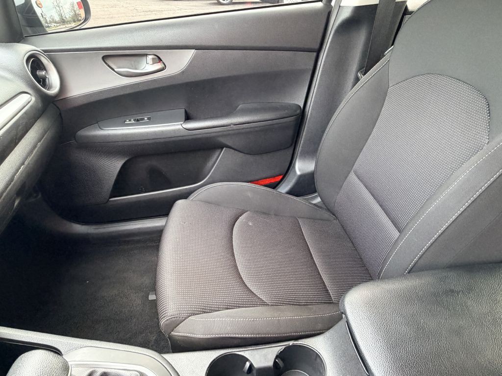 2021 Kia Forte Image 11