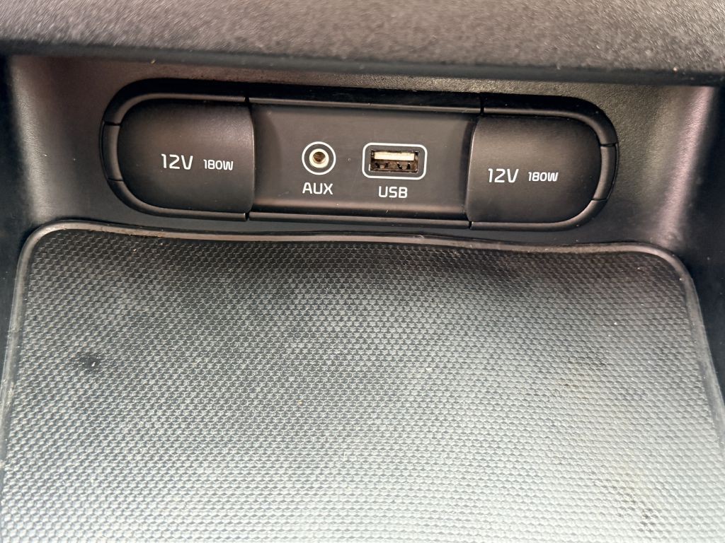 2021 Kia Forte Image 18