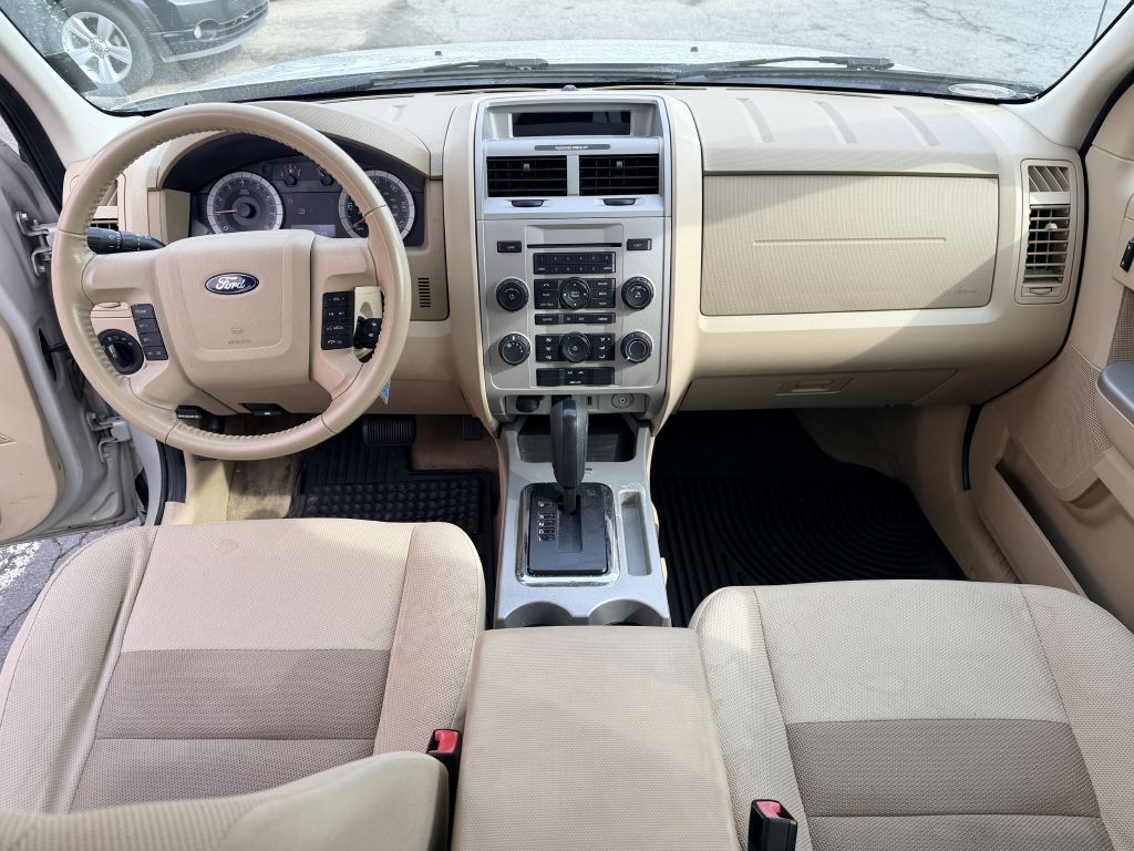 2009 Ford Escape Image 8