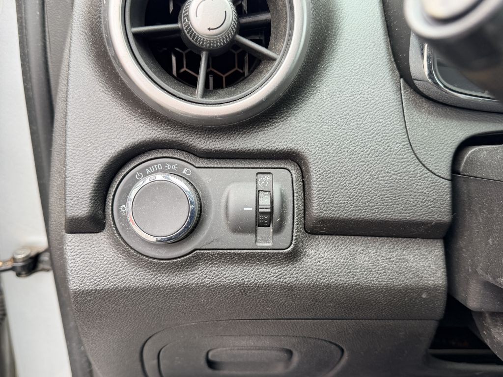 2015 Chevrolet Trax Image 14