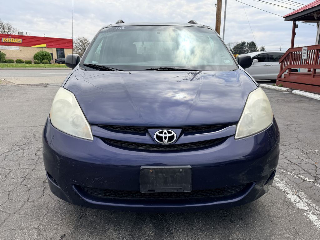 2006 Toyota Sienna Image 2