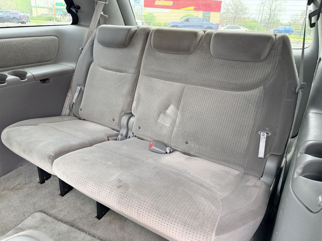 2006 Toyota Sienna Image 6