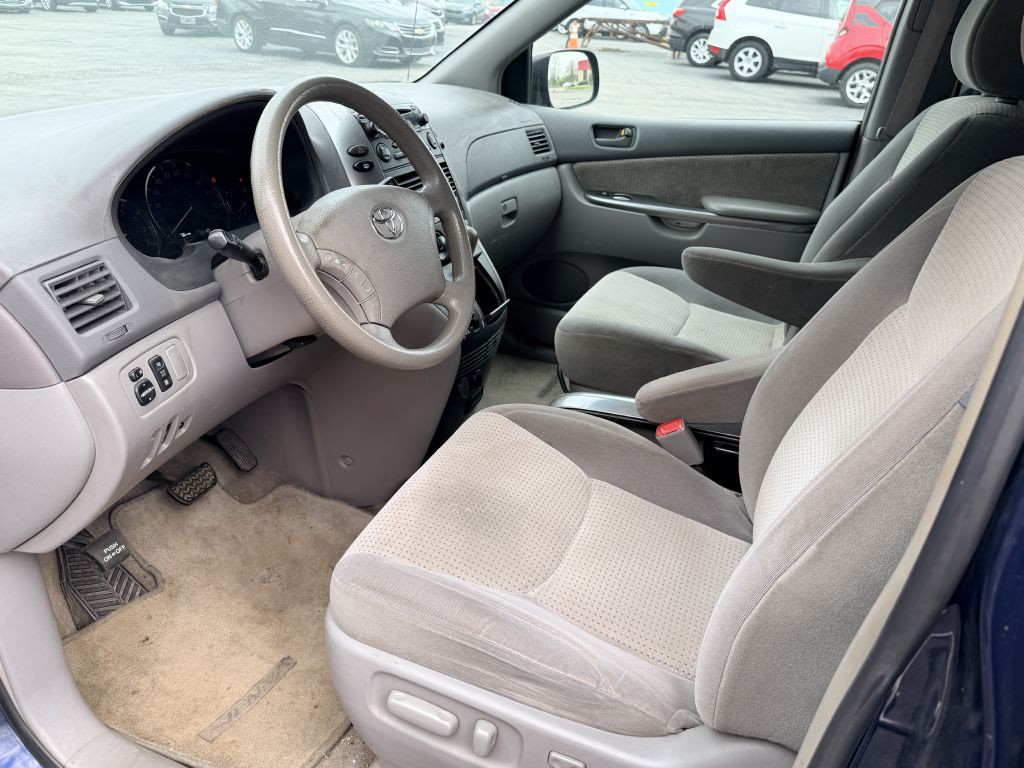 2006 Toyota Sienna Image 10