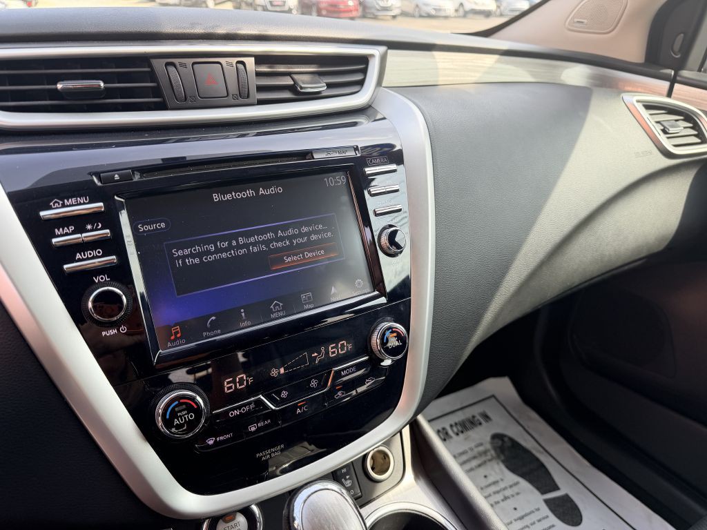 2017 Nissan Murano Image 12