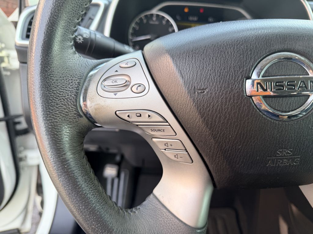 2017 Nissan Murano Image 16
