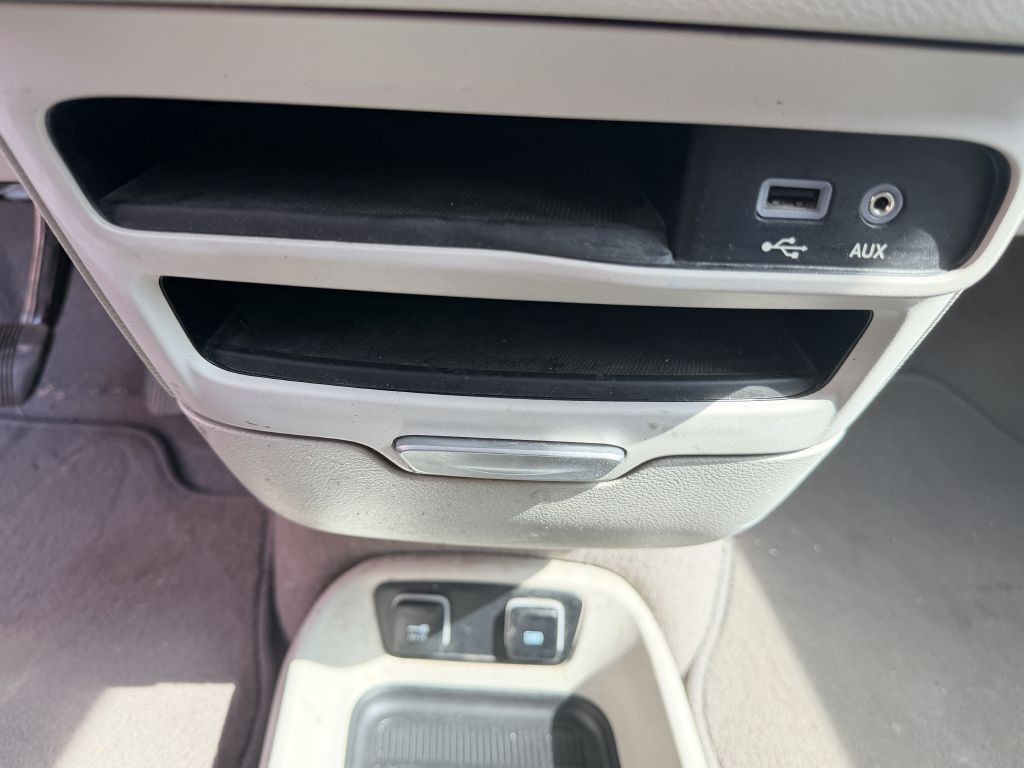 2017 Chrysler Pacifica Image 23