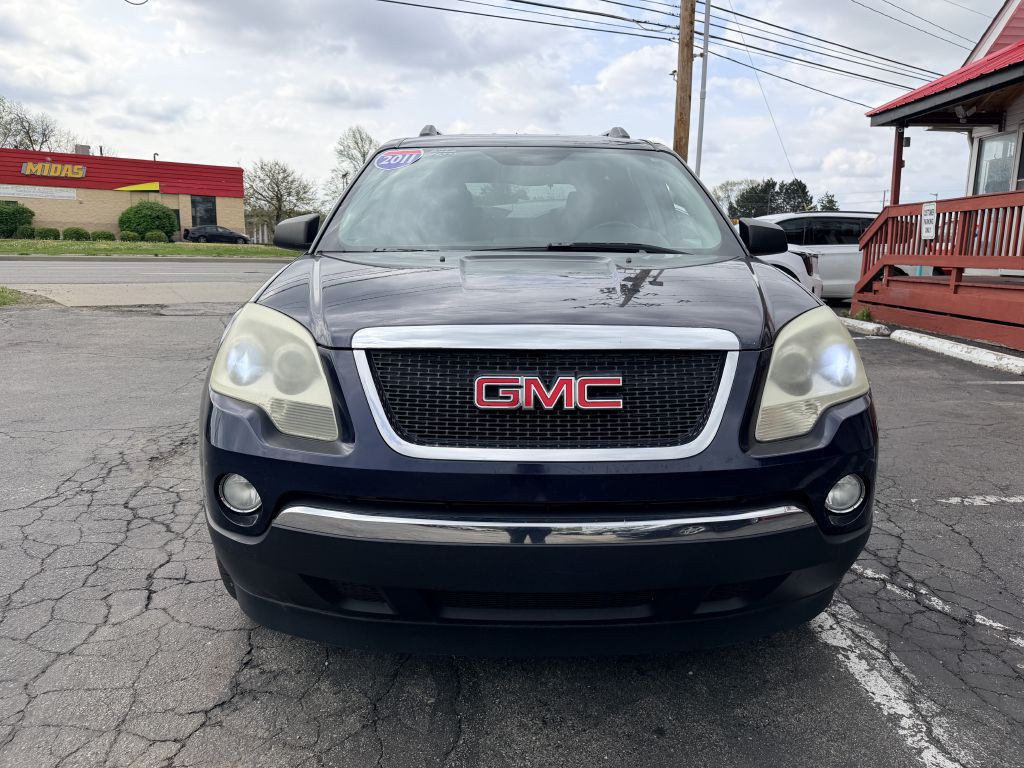 2011 GMC Acadia Image 2