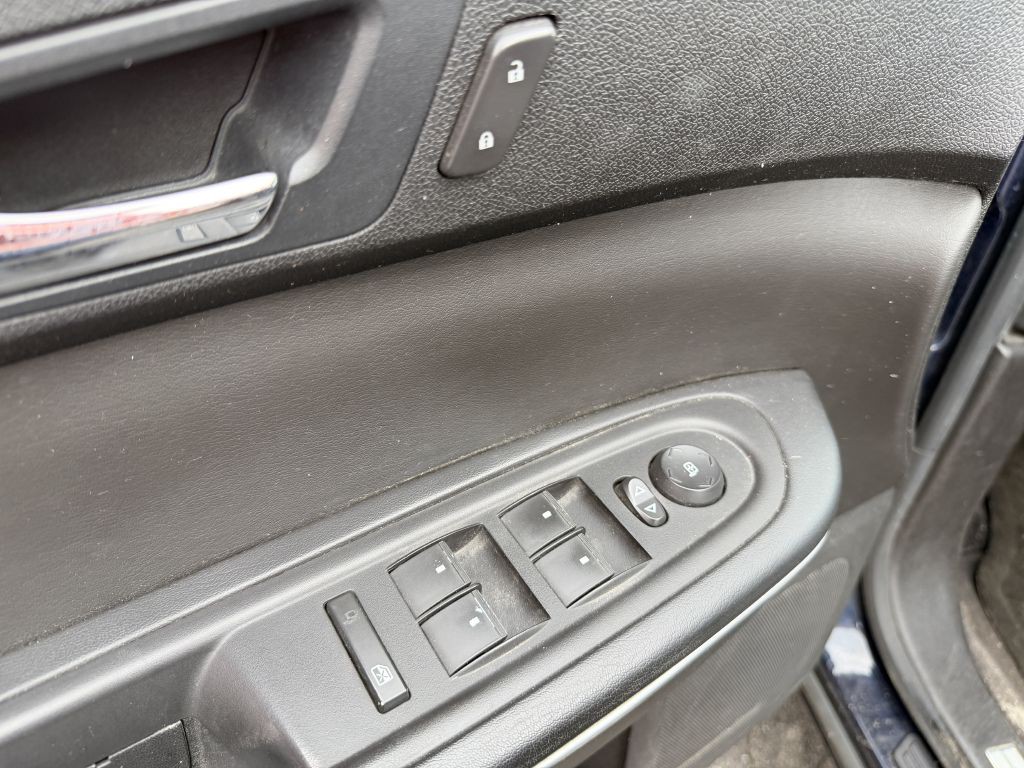 2011 GMC Acadia Image 10