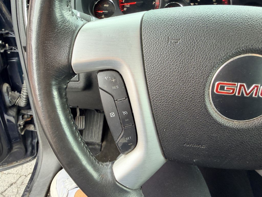 2011 GMC Acadia Image 14
