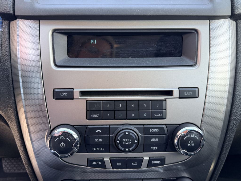 2010 Ford Fusion Image 17