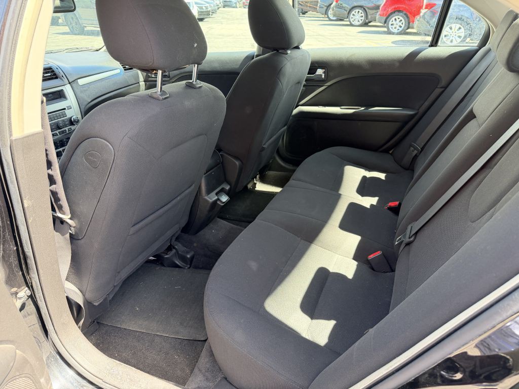 2010 Ford Fusion Image 5