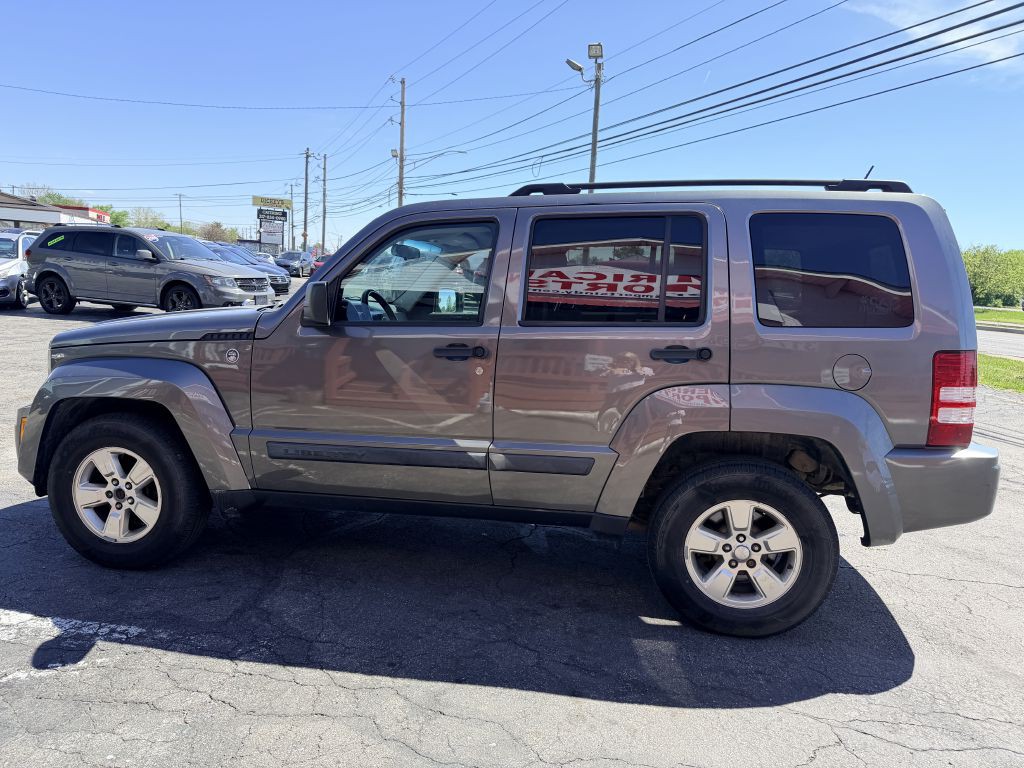 2012 Jeep Liberty Image 3