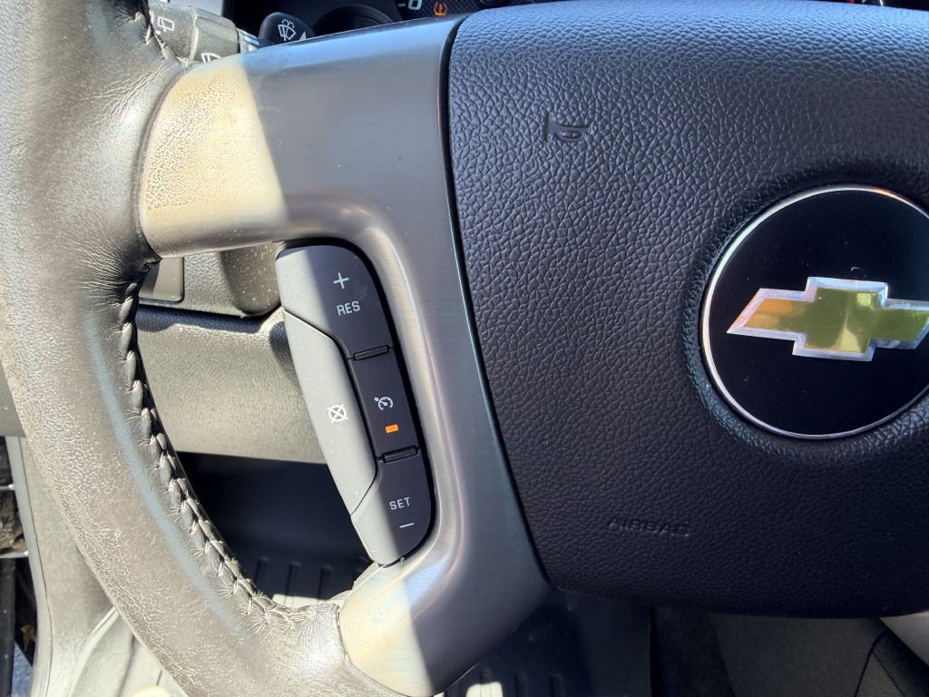 2013 Chevrolet Suburban Image 16