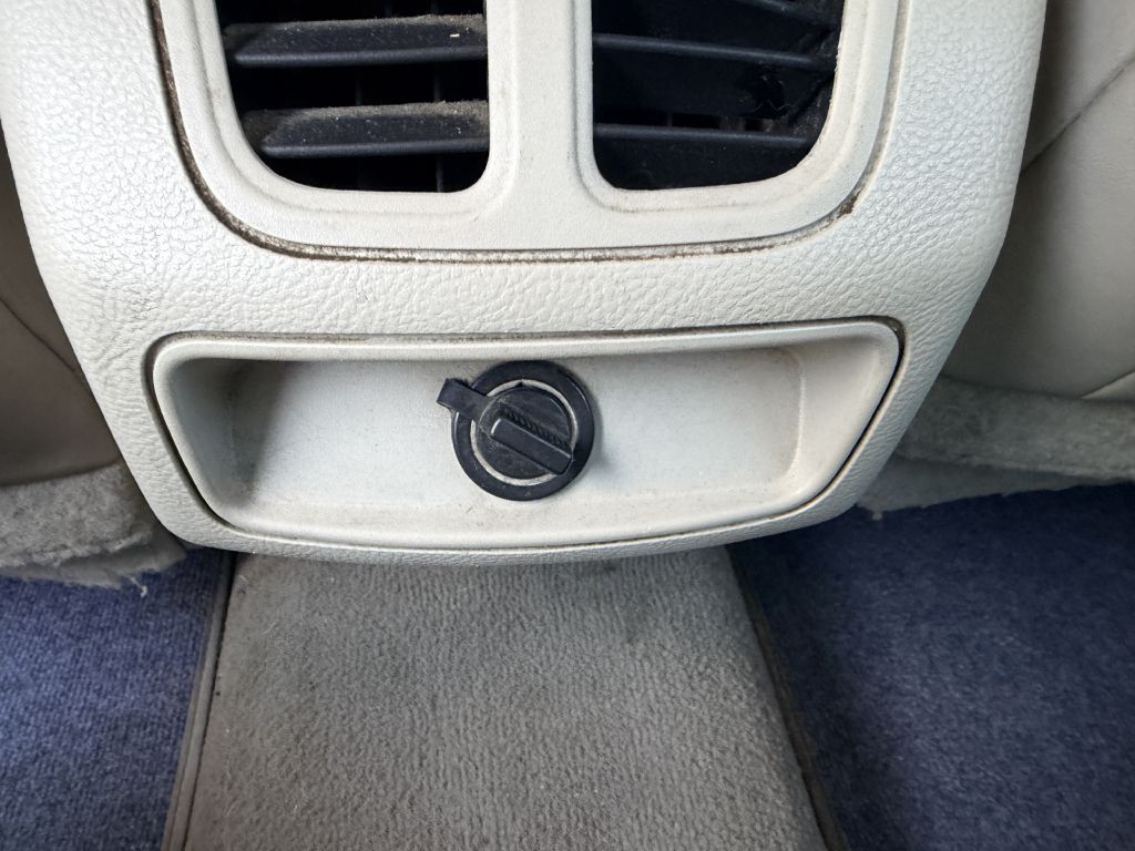 2011 Ford Taurus Image 6