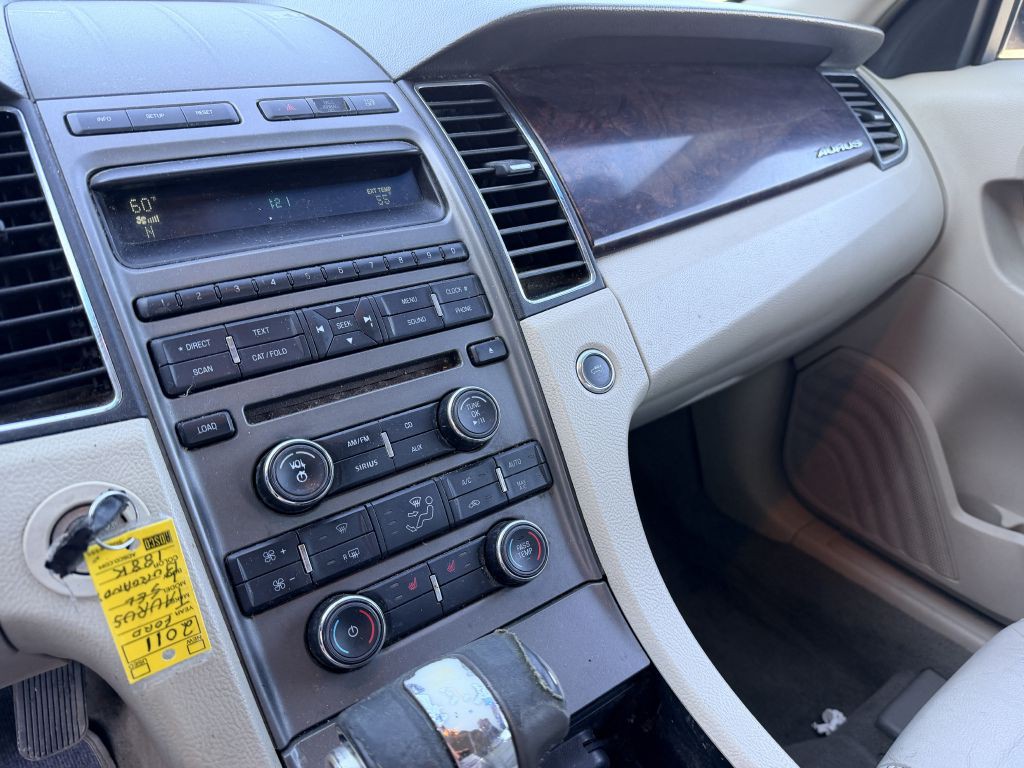 2011 Ford Taurus Image 11