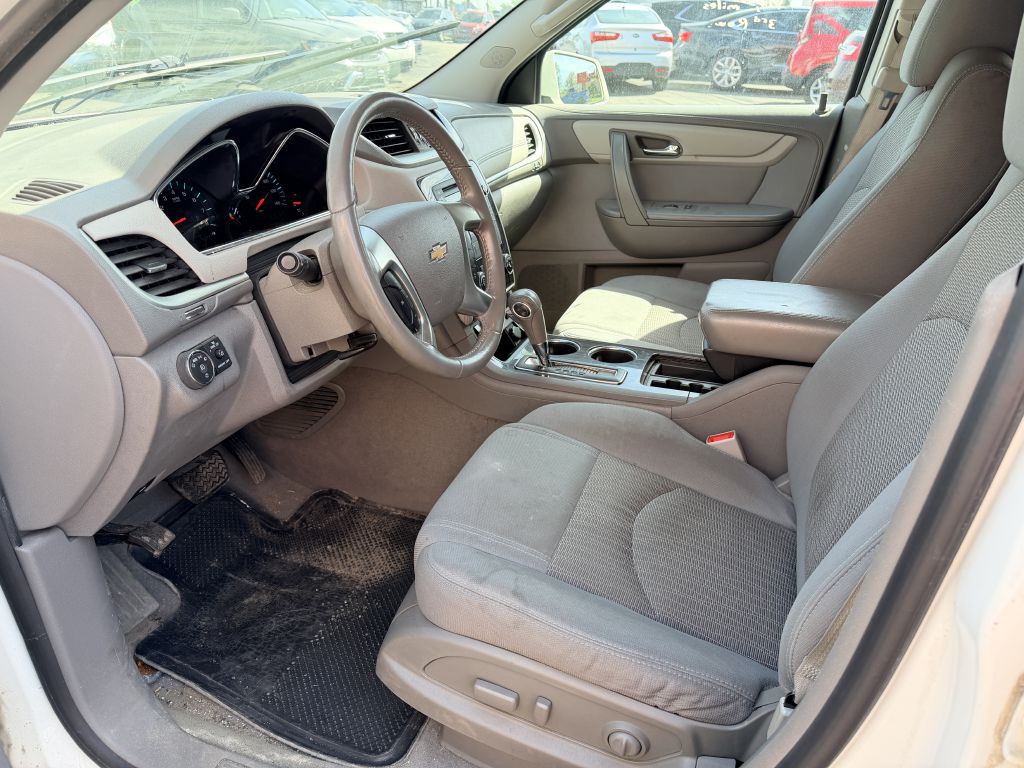 2013 Chevrolet Traverse Image 11