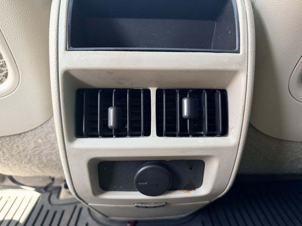 2014 Cadillac SRX Image 7