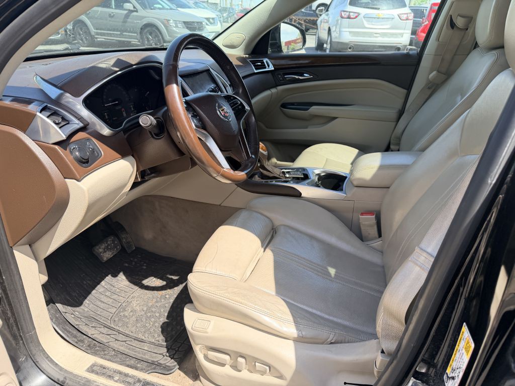 2014 Cadillac SRX Image 10