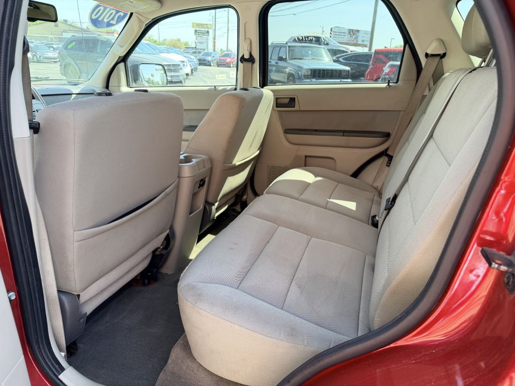 2010 Ford Escape Image 6