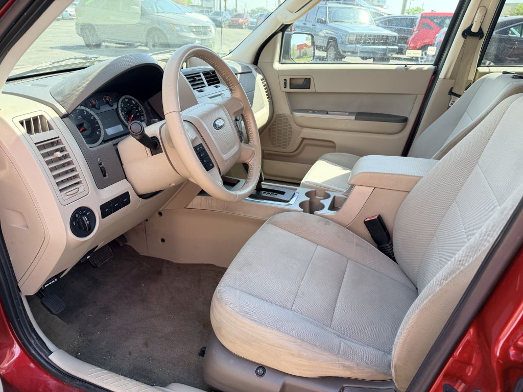 2010 Ford Escape Image 10