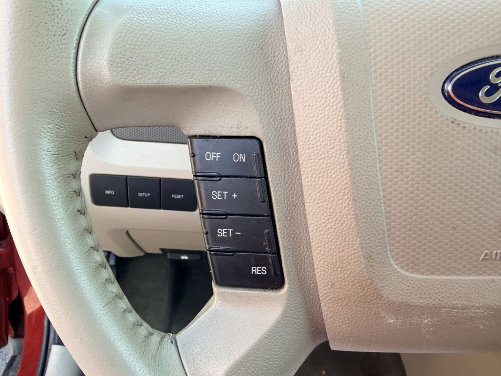 2010 Ford Escape Image 15