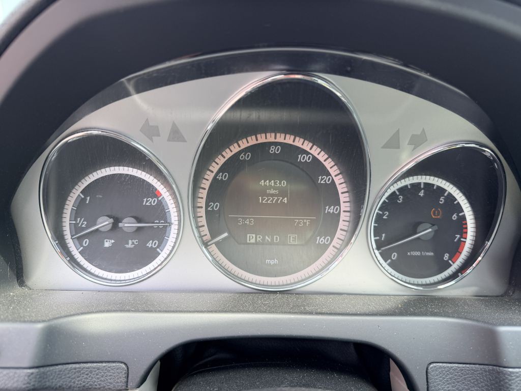 2011 Mercedes-Benz C-Class Image 18
