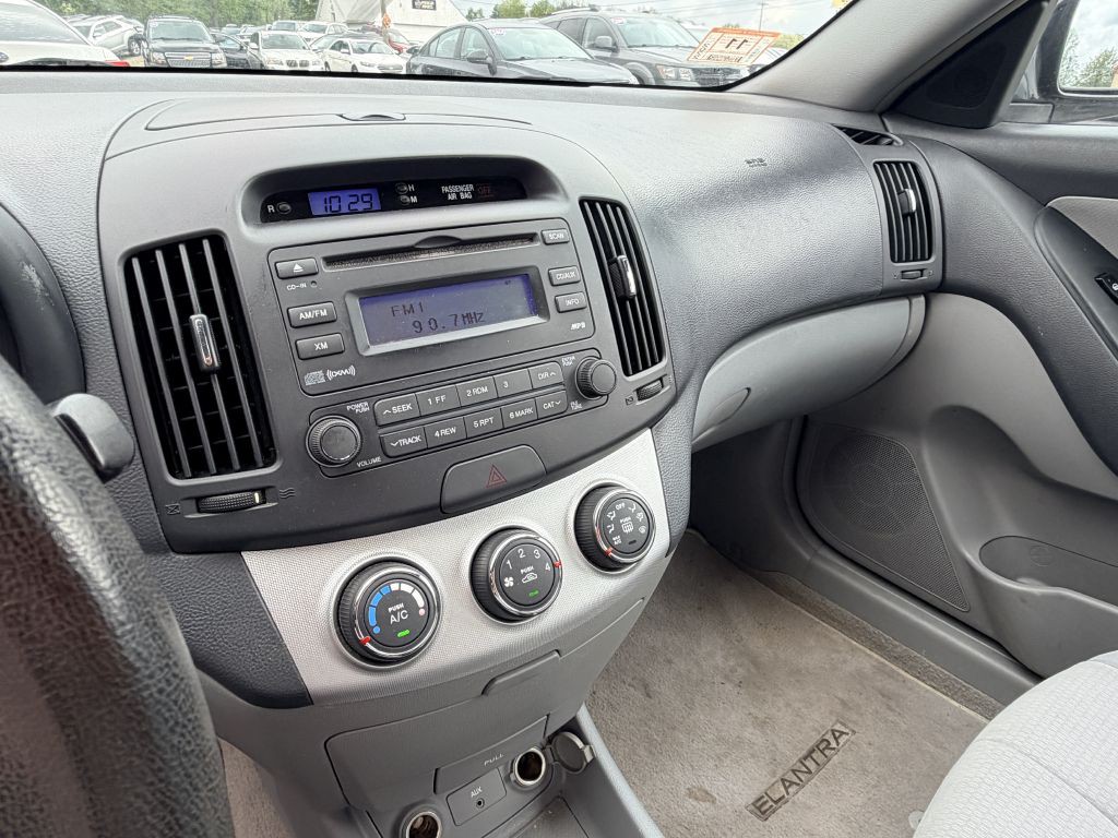 2007 Hyundai Elantra Image 11