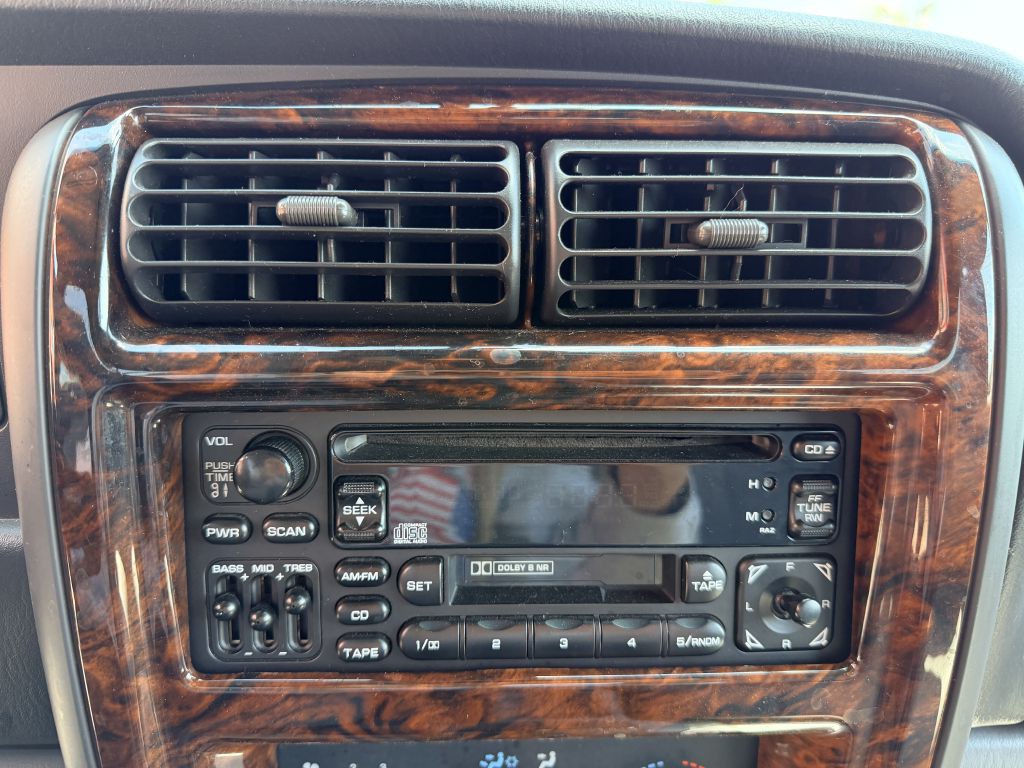 1998 Jeep Cherokee Image 15