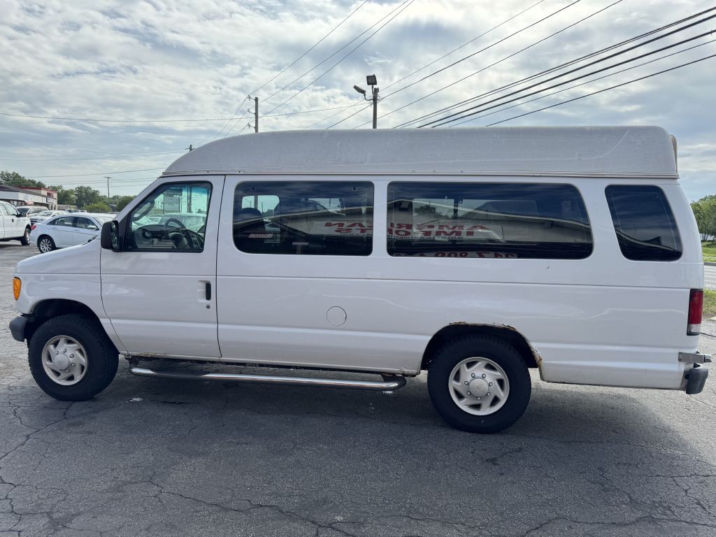 2007 Ford Econoline Image 3
