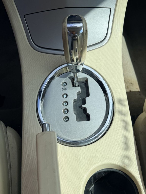 2009 Chrysler Sebring Image 13
