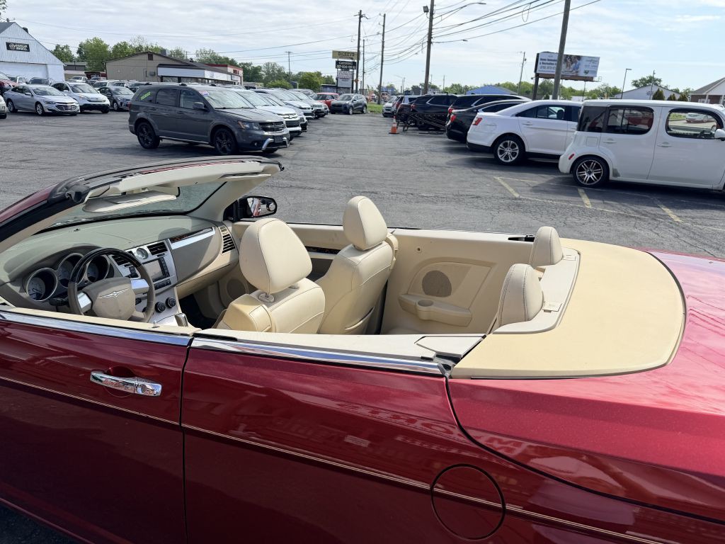 2009 Chrysler Sebring Image 18