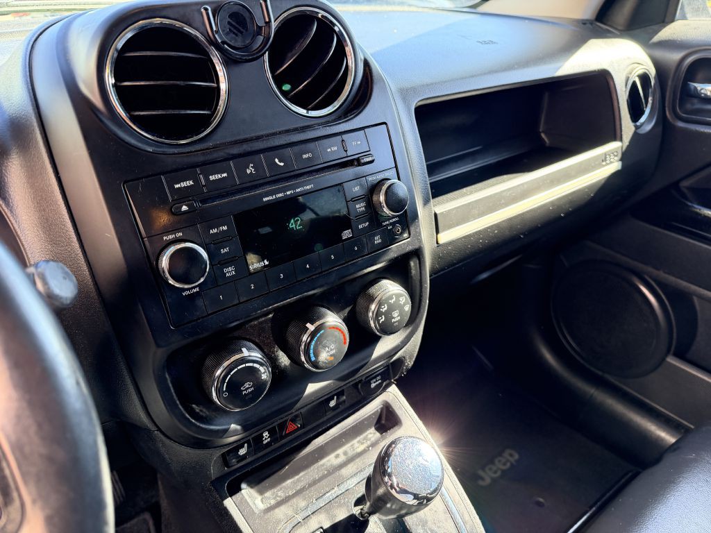 2015 Jeep Patriot Image 11