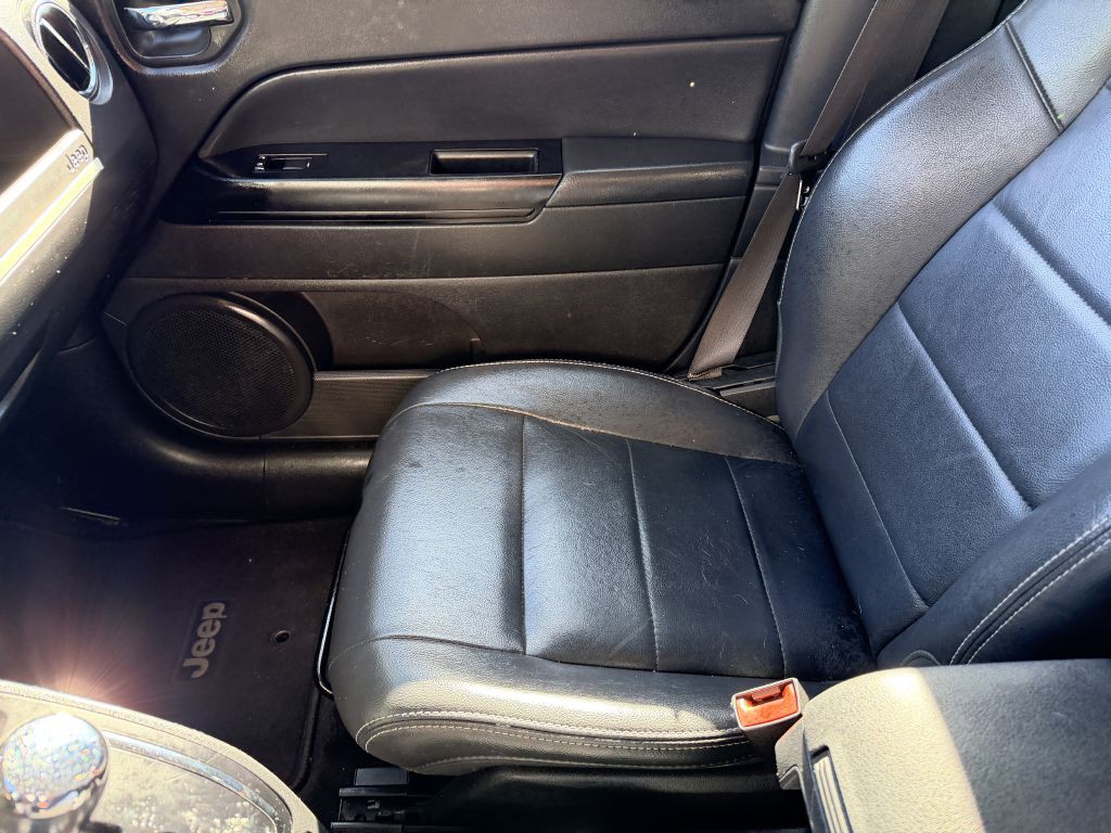 2015 Jeep Patriot Image 12