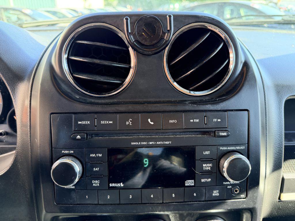 2015 Jeep Patriot Image 16