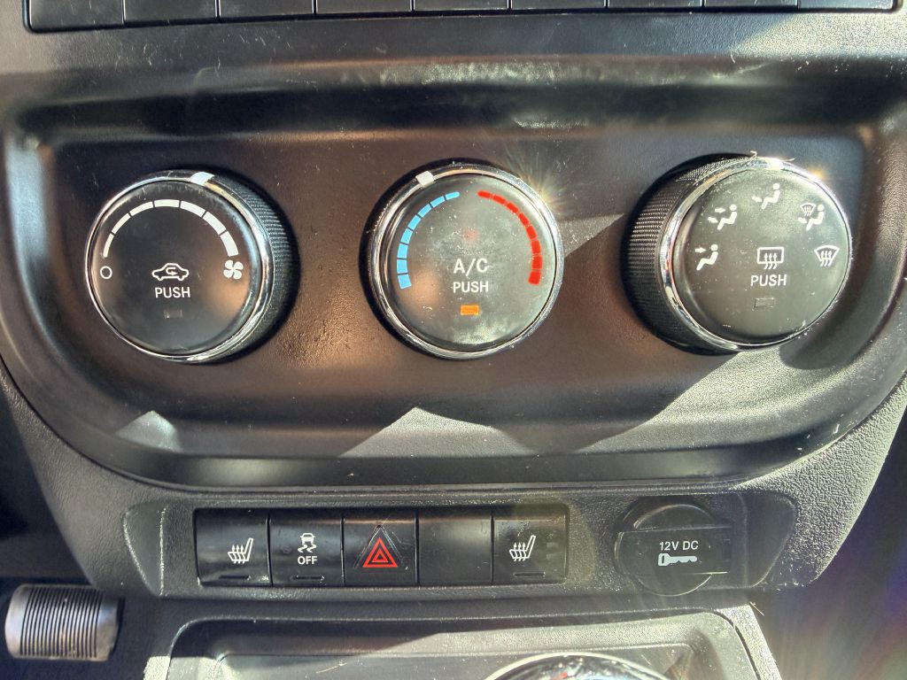 2015 Jeep Patriot Image 17