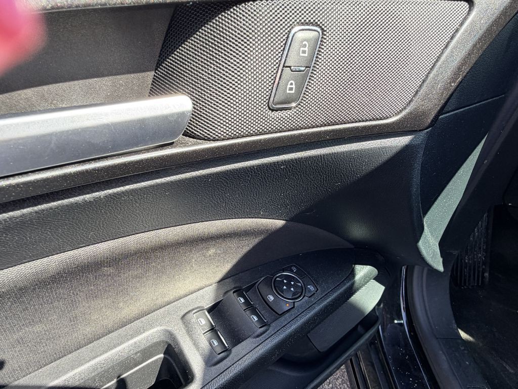 2018 Ford Fusion Image 8