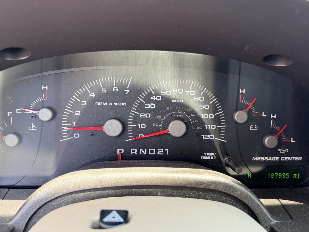 2004 Ford Expedition Image 15