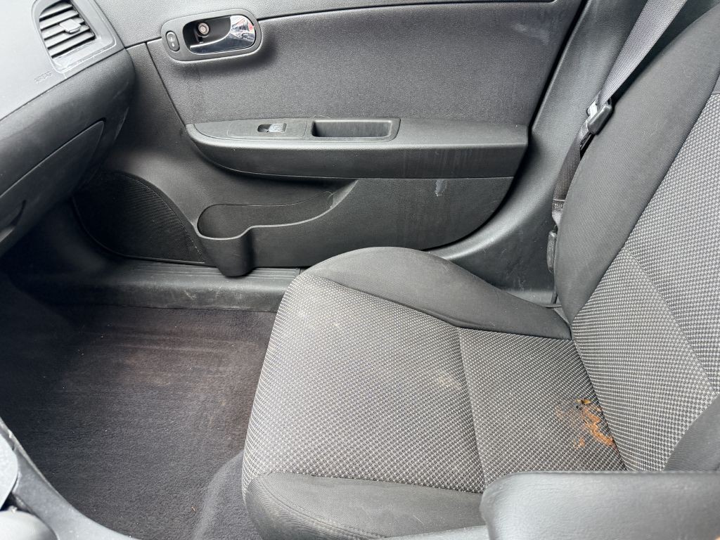 2012 Chevrolet Malibu Image 12