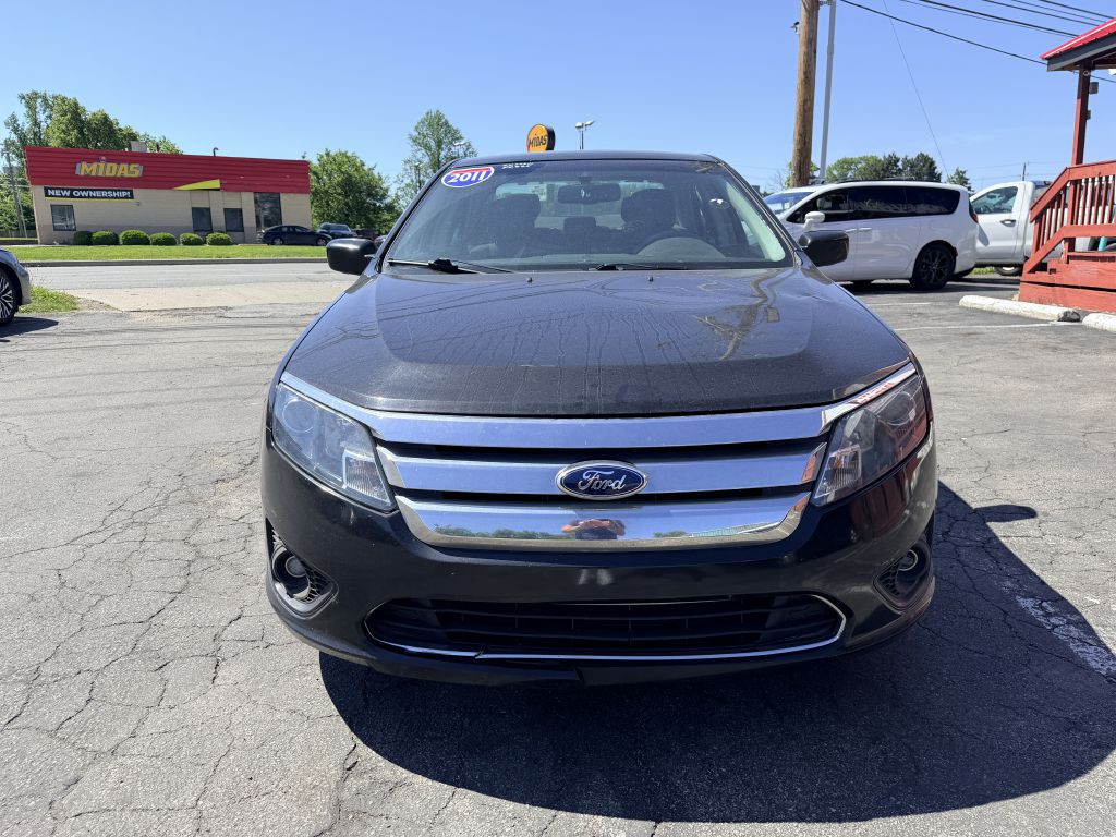2011 Ford Fusion Image 2