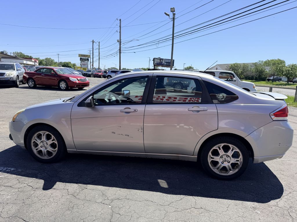 2009 Ford Focus Image 3