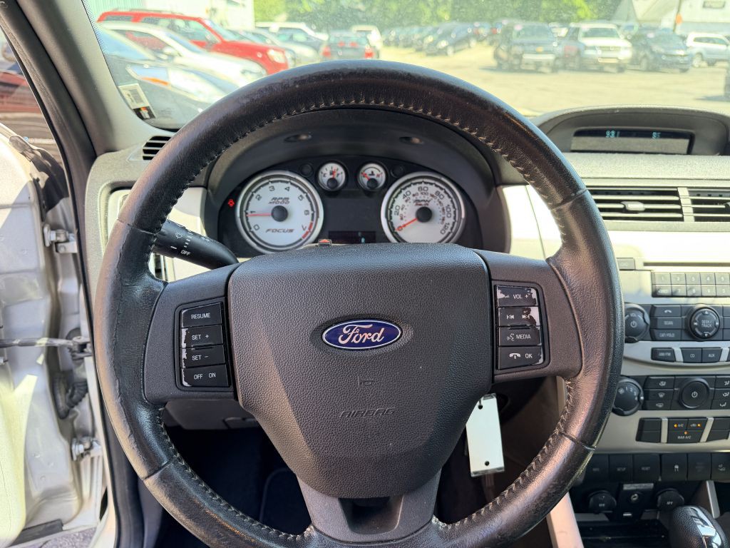 2009 Ford Focus Image 10